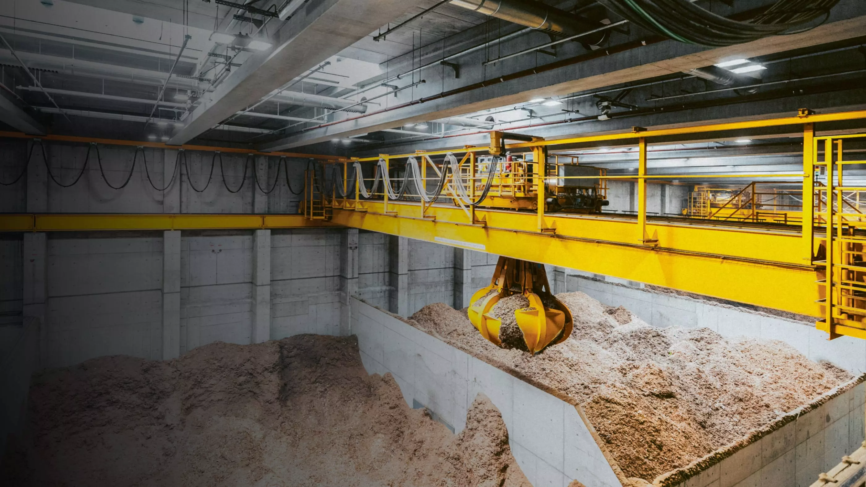 Blick ins Biomasse-/Gasturbinen-Heizkraftwerk der Veolia-Tochter BS │ENERGY